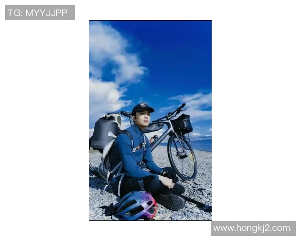 吴磊在绿茵场上展现足球才华成为新一代明星运动员 吴磊在绿茵场上展现足球才华成为新一代明星运动员